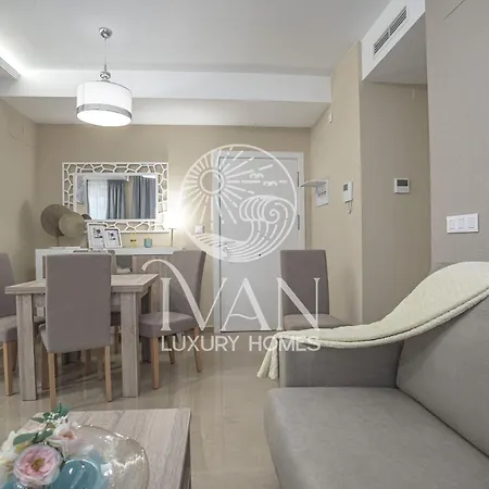 Casa Saramaria Ivan Luxury Homes 7ªpta Norte 1ª Linea